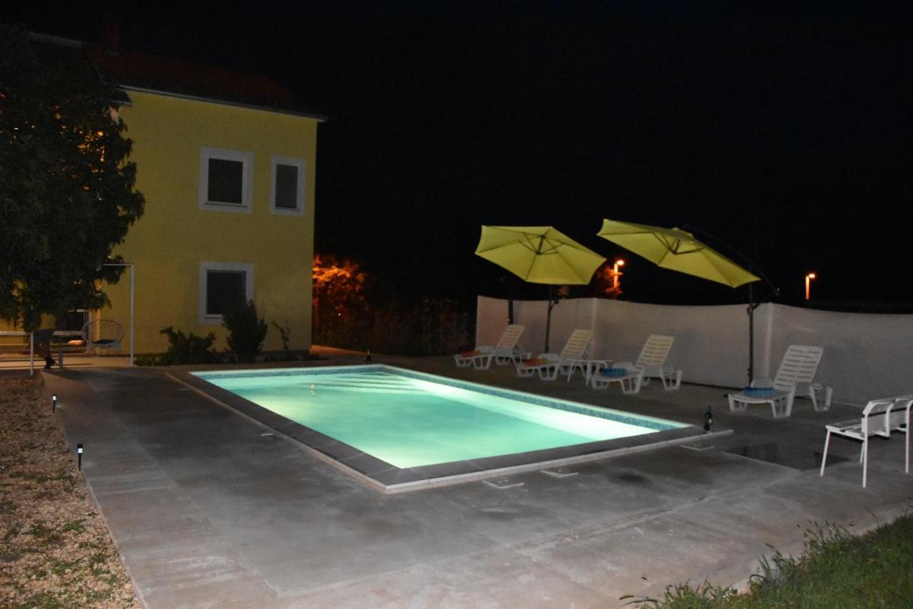 Villa Kutija Sveti Filip i Jakov Dış mekan fotoğraf